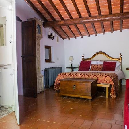 Villa Ancora Tenuta Lonciano Gualdo  Buitenkant foto